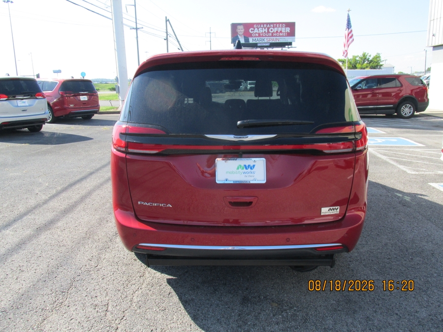 Red Chrysler Pacifica image number 5