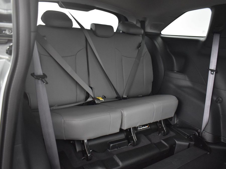 New 2025 Toyota Sienna Hybrid XLE Plus - BraunAbility Side Entry Entry In Floor Automatic Ramp