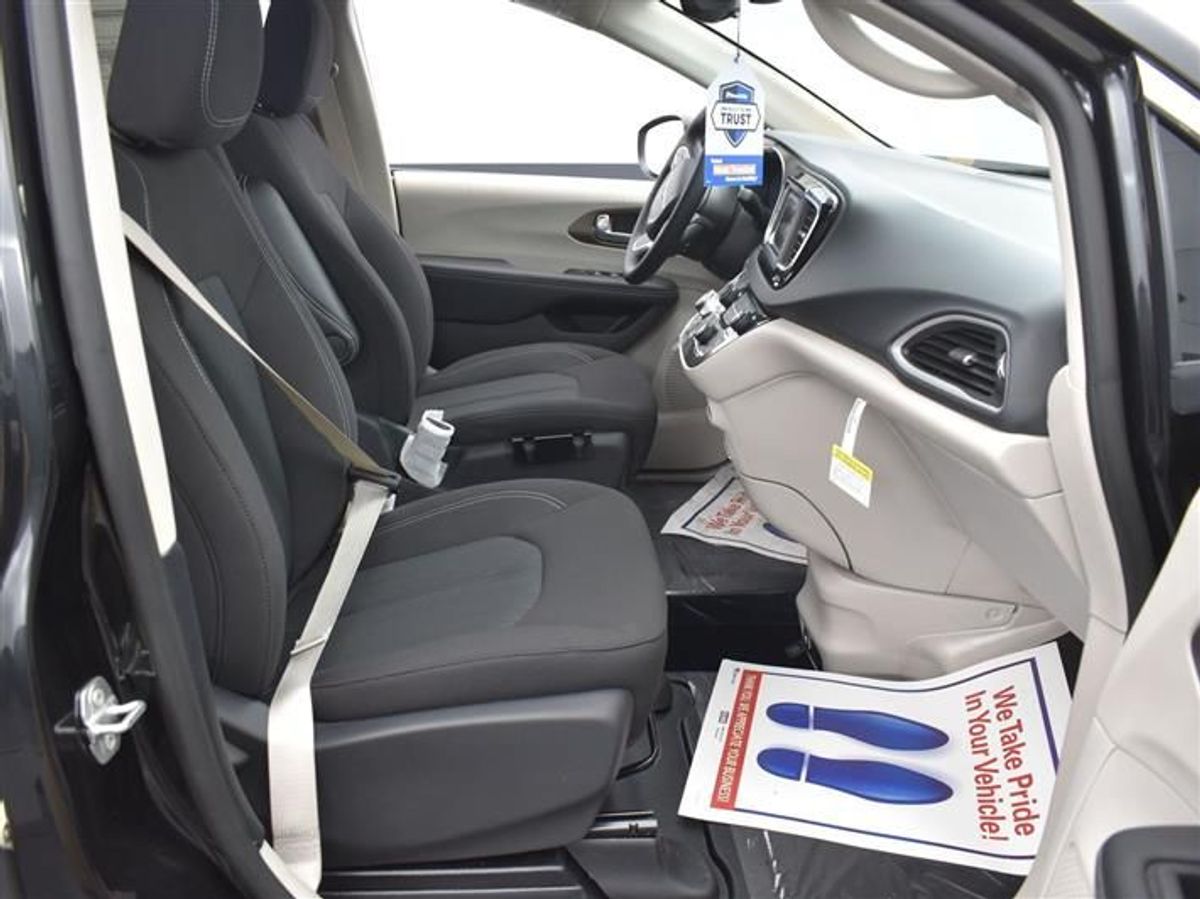 2023 CHRYSLER VOYAGER - Image 14