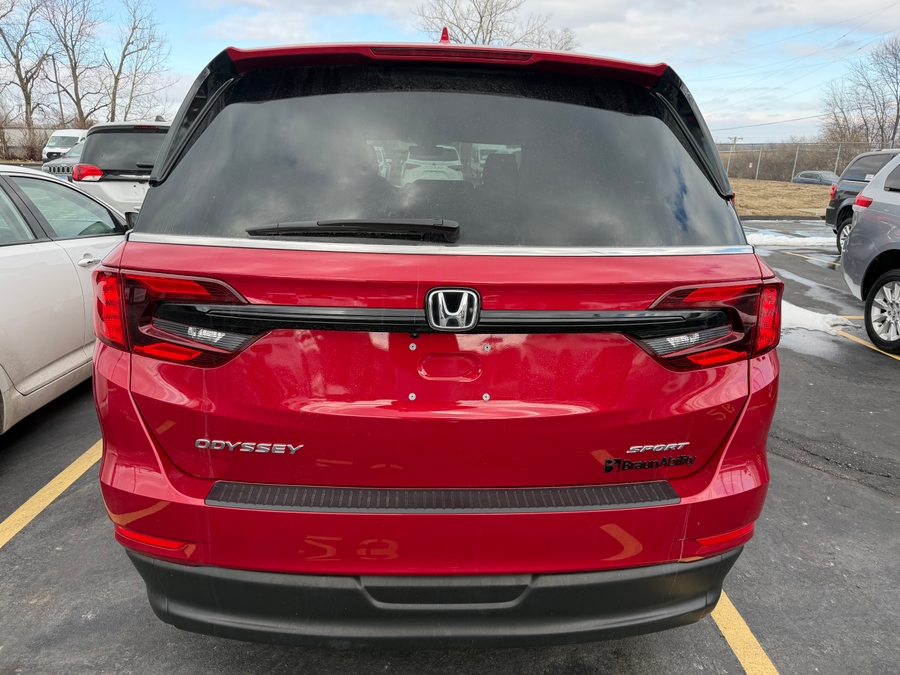 Used 2023 Honda Odyssey Sport - BraunAbility Side Entry Entry In Floor Automatic Ramp
