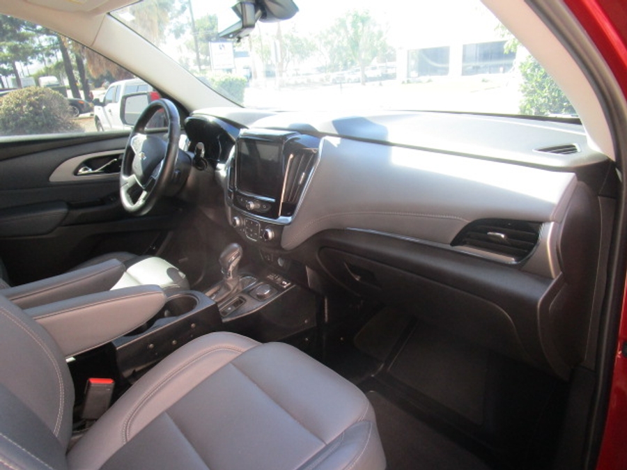 Used 2021 Chevrolet Traverse 3LT - BraunAbility Side Entry In Floor Automatic Ramp