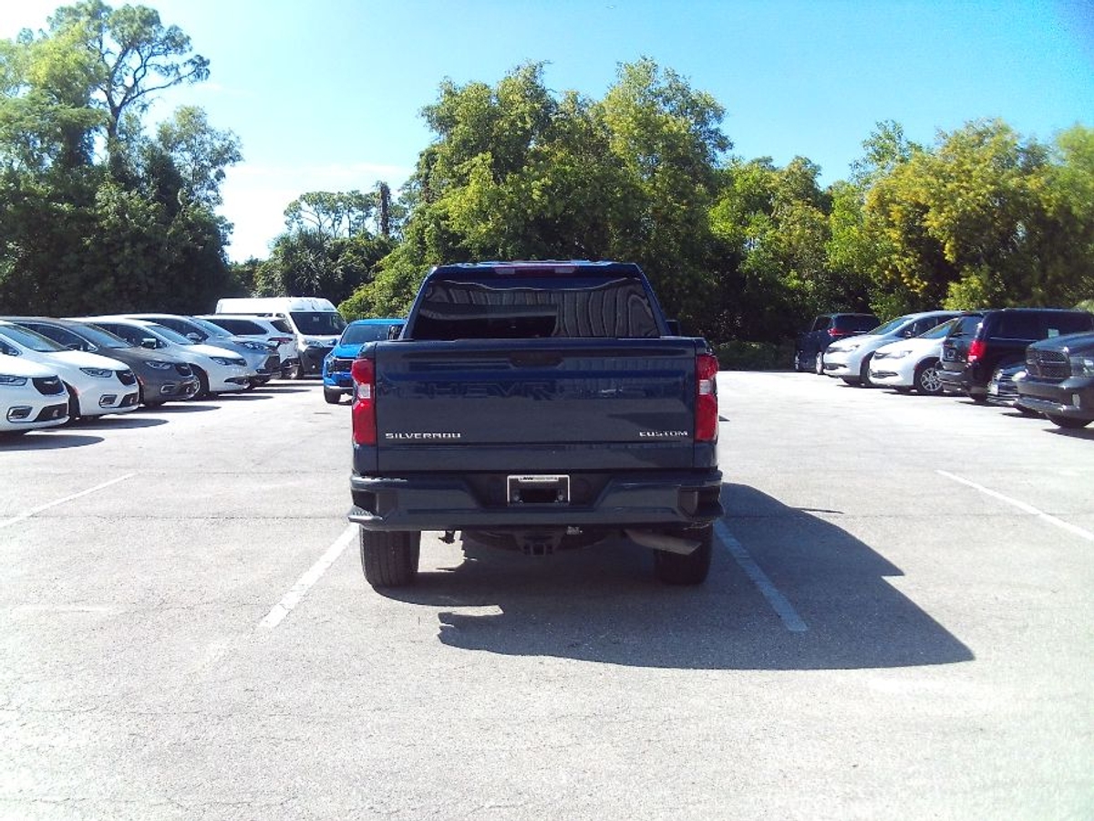 2023 CHEVROLET SILVERADO - Image 6