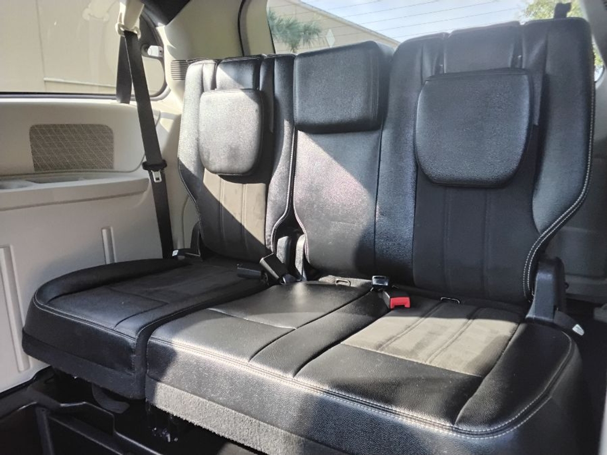 2019 DODGE GRAND CARAVAN - Image 15