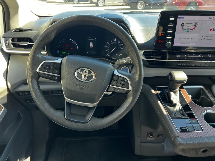 Used 2021 Toyota Sienna Hybrid LE - Vantage Mobility Commercial Side Entry Entry In Floor Manual Ramp