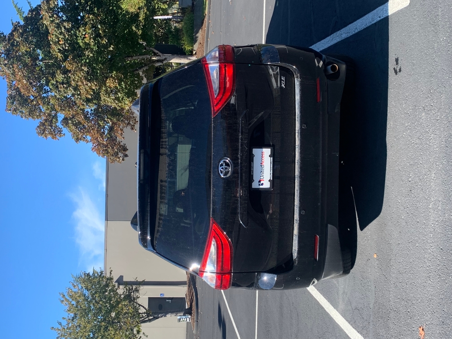 Used 2017 Toyota Sienna XLE Base - VMI Side Entry Entry In Floor Automatic Ramp