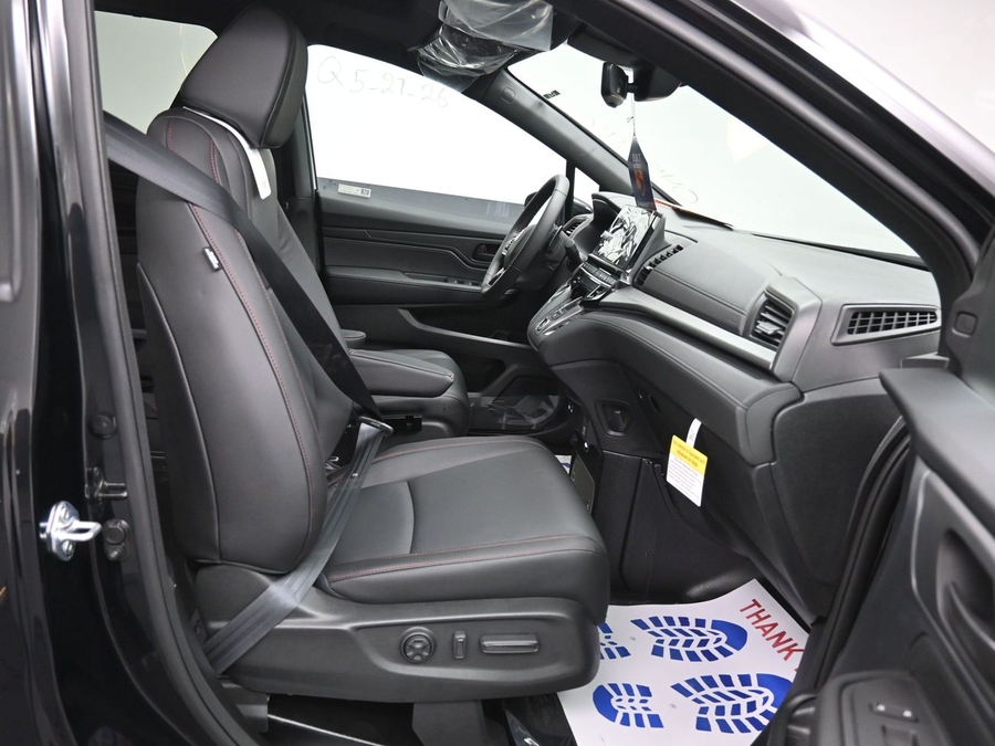 New 2026 Honda Odyssey Sport - BraunAbility Side Entry Entry In Floor Automatic Ramp