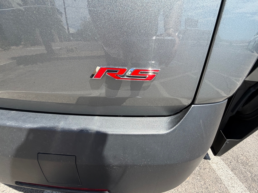 Used 2023 Chevrolet Traverse 2LT - BraunAbility Side Entry In Floor Automatic Ramp
