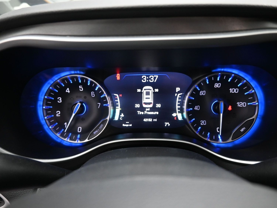 Used 2024 Chrysler Pacifica Touring L - BraunAbility Side Entry Entry Fold Out Automatic Ramp