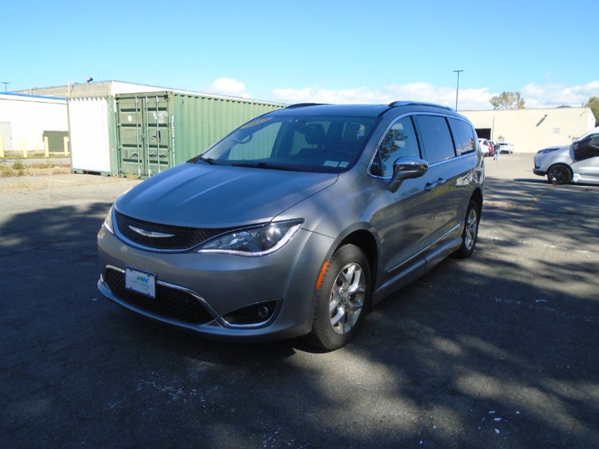 2018 CHRYSLER PACIFICA - Image 17
