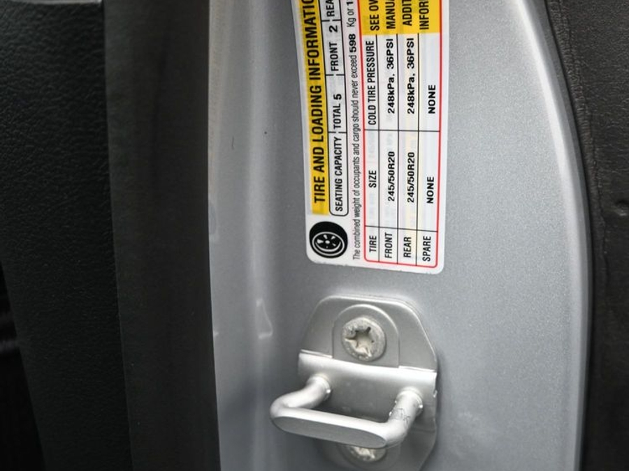 New 2026 Chrysler Pacifica Select Sport - BraunAbility Side Entry Fold Out Automatic Ramp
