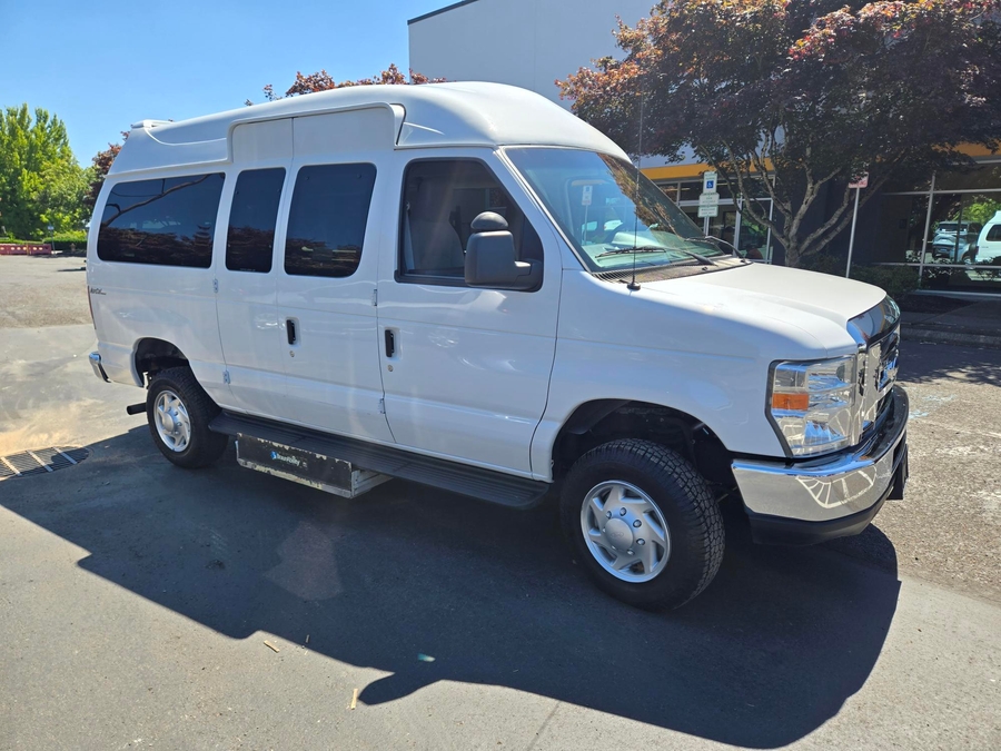 Used 2013 Ford Econoline E-350 SD XLT - OTH Side Entry Lift Automatic Ramp