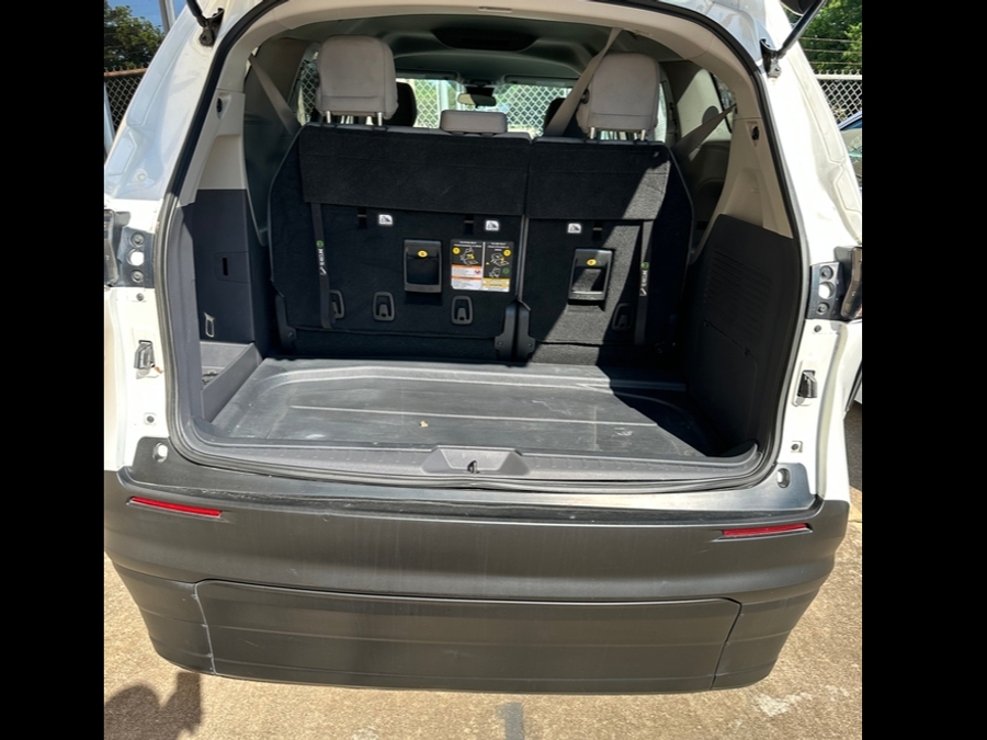 Used 2021 Toyota Sienna Hybrid LE - Vantage Mobility Commercial Side Entry Entry In Floor Manual Ramp