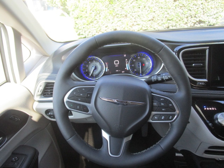 Used 2024 Chrysler Pacifica Touring L - VMI Side Entry In Floor Automatic Ramp