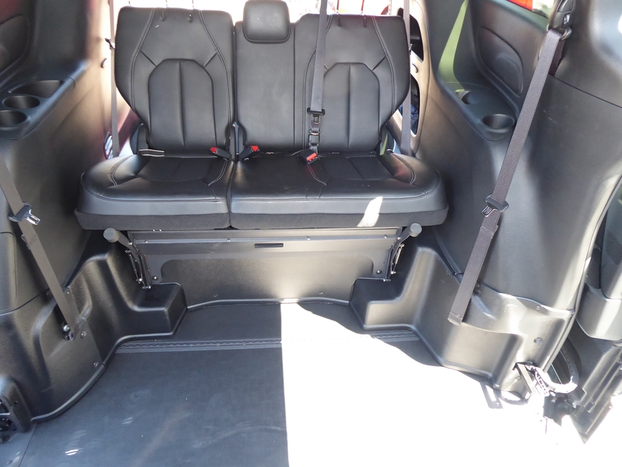 Used 2023 Chrysler Pacifica Touring L - BraunAbility Side Entry Fold Out Automatic Ramp