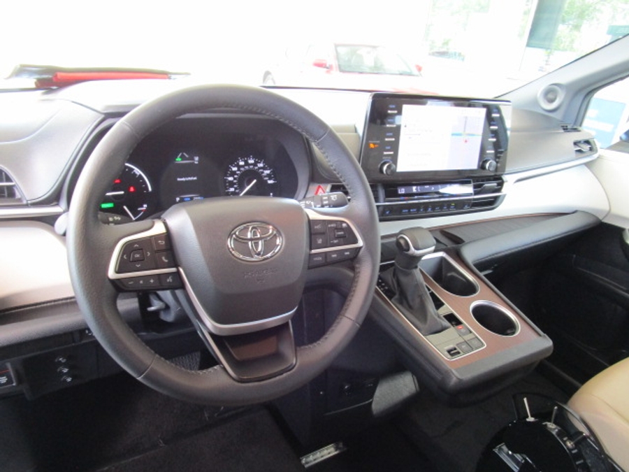 Used 2024 Toyota Sienna Hybrid XLE - VMI Side Entry Entry In Floor Automatic Ramp