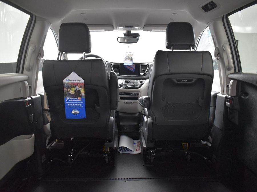 Used 2024 Chrysler Pacifica Touring L - BraunAbility Side Entry Entry In Floor Automatic Ramp