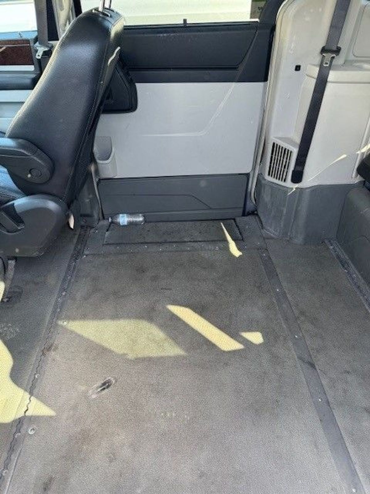 Silver Chrysler Town and Country image number 3