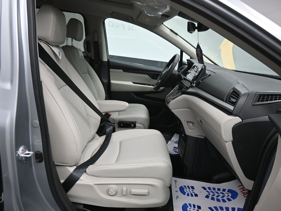 New 2026 Honda Odyssey EX-L - BraunAbility Side Entry Entry In Floor Automatic Ramp