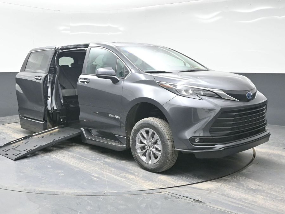 Grey Toyota Sienna with Side Entry Automatic Fold Out ramp