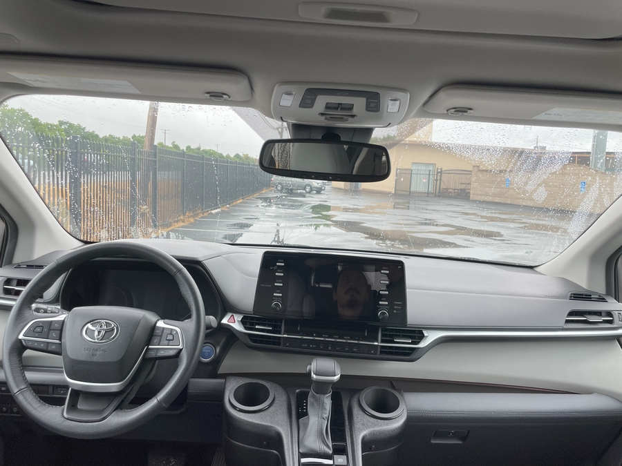 Used 2024 Toyota Sienna XLE - BraunAbility Side Entry Entry Fold Out Automatic Ramp