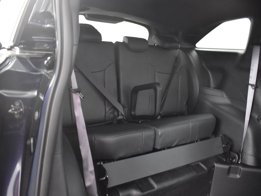 New 2025 Toyota Sienna Hybrid XSE Sport - BraunAbility Side Entry Entry In Floor Automatic Ramp