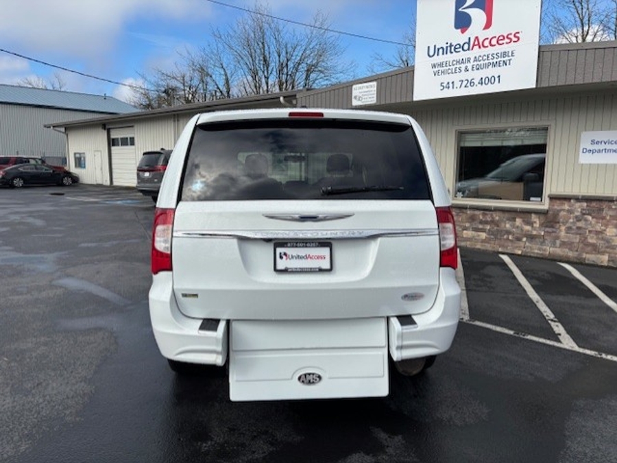 Used 2014 Chrysler Town and Country Touring - AMS Rear Entry Entry Fold Out Manual Ramp