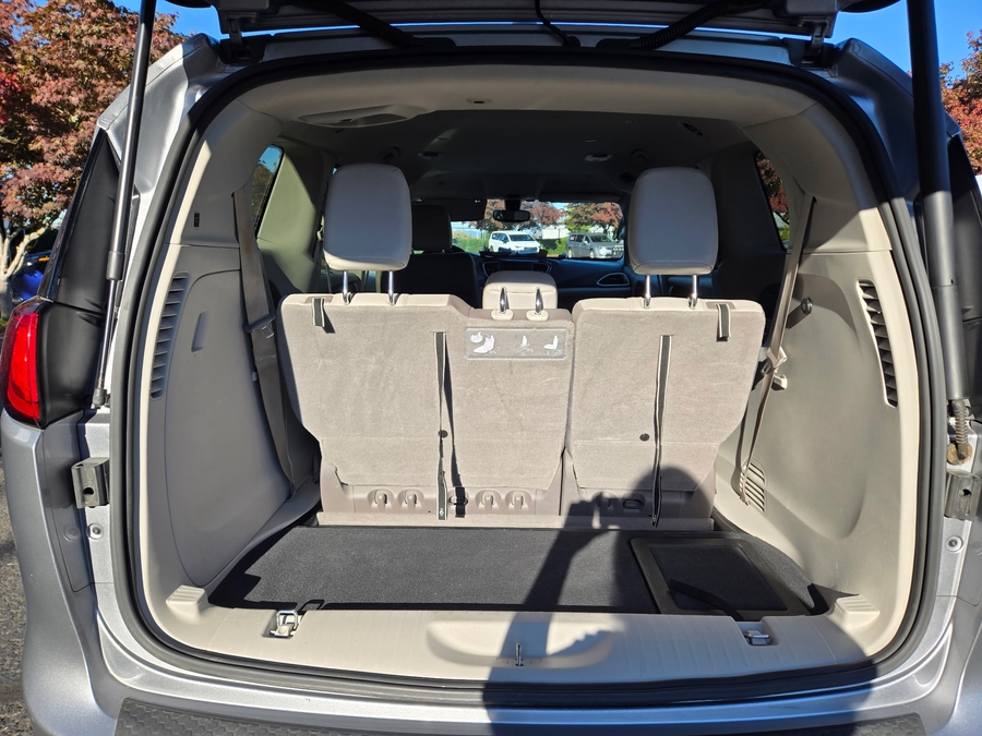 Used 2019 Chrysler Pacifica Touring L - BraunAbility Side Entry Fold Out Automatic Ramp