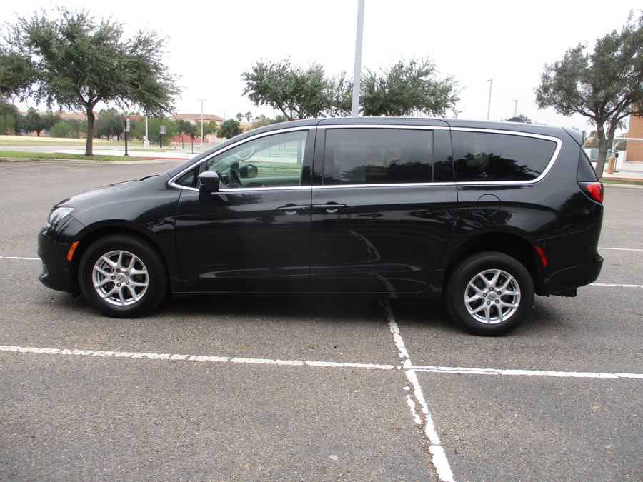 Used 2022 Chrysler Voyager LX - ATS Rear Entry Entry Fold Out Manual Ramp