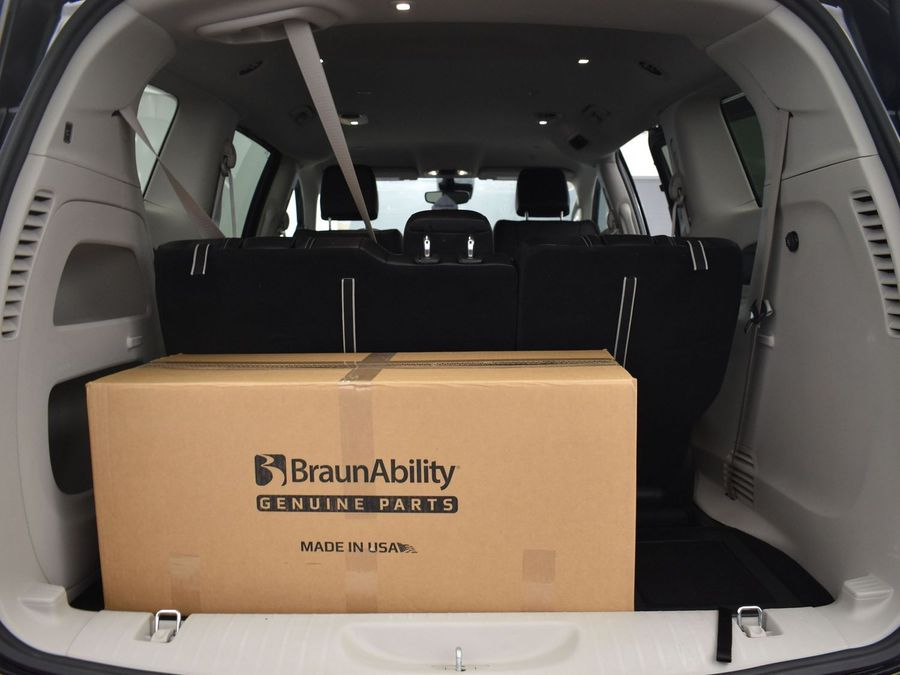 Used 2024 Chrysler Pacifica Touring L - BraunAbility Side Entry Entry Fold Out Automatic Ramp