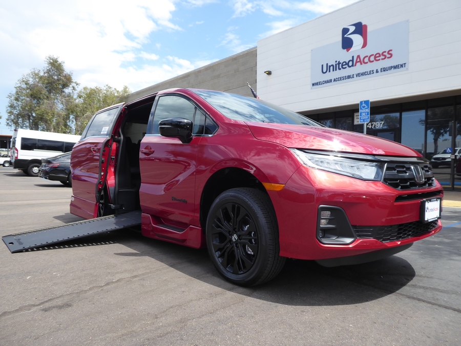 New 2026 Honda Odyssey Sport - BraunAbility Side Entry In Floor Automatic Ramp