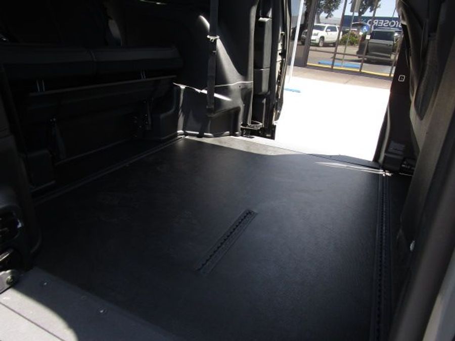 New 2025 Chrysler Pacifica Select Safety - BraunAbility Side Entry Entry Fold Out Automatic Ramp