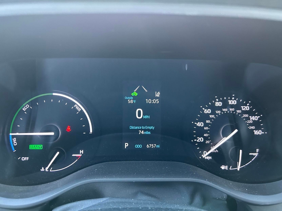 Used 2023 Toyota Sienna Hybrid XLE - BraunAbility Side Entry Entry Fold Out Automatic Ramp