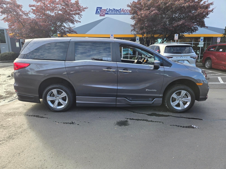 Used 2019 Honda Odyssey EX-L - BraunAbility Side Entry Entry In Floor Automatic Ramp