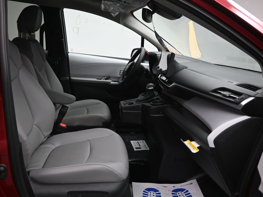 New 2026 Toyota Sienna Hybrid XSE Sport - BraunAbility Side Entry Entry In Floor Automatic Ramp