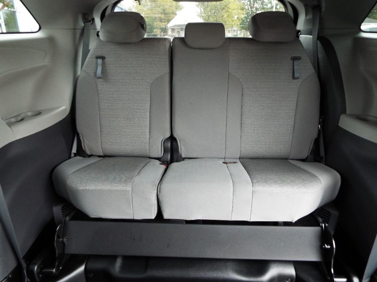 2022 TOYOTA SIENNA - Image 23