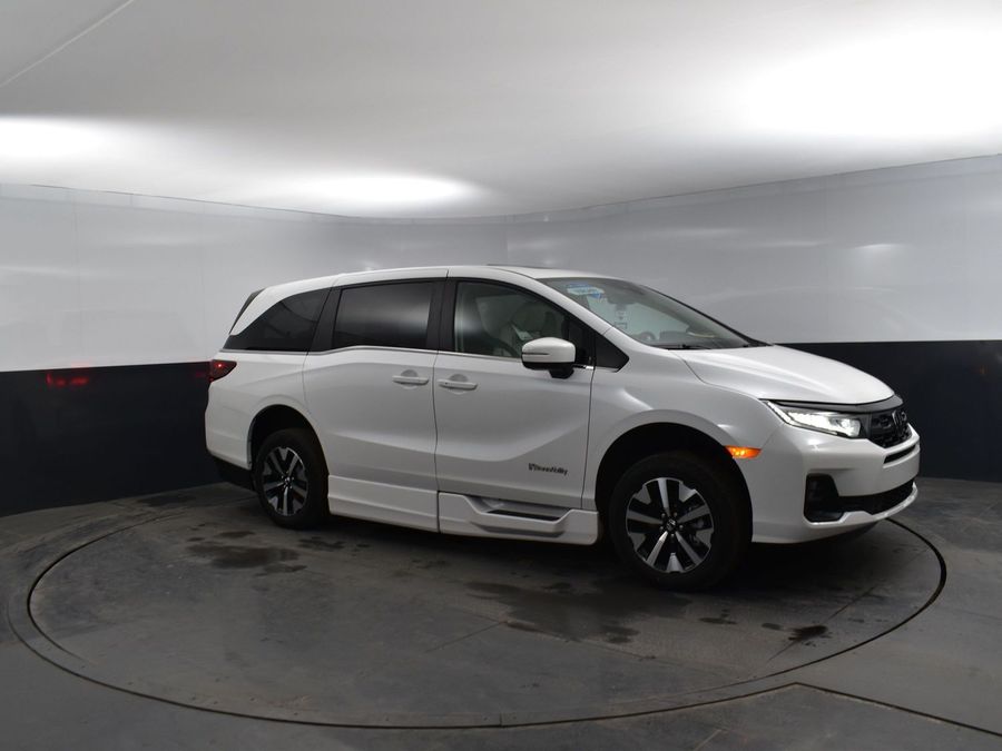 New 2025 Honda Odyssey EX-L - BraunAbility Side Entry Entry In Floor Automatic Ramp