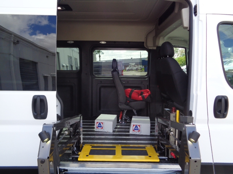 New 2025 RAM PROMASTER  - Fenton Mobility Commercial Side Entry Entry Lift Automatic Ramp