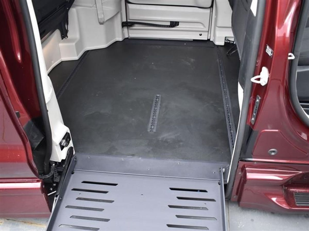 2023 CHRYSLER VOYAGER - Image 16