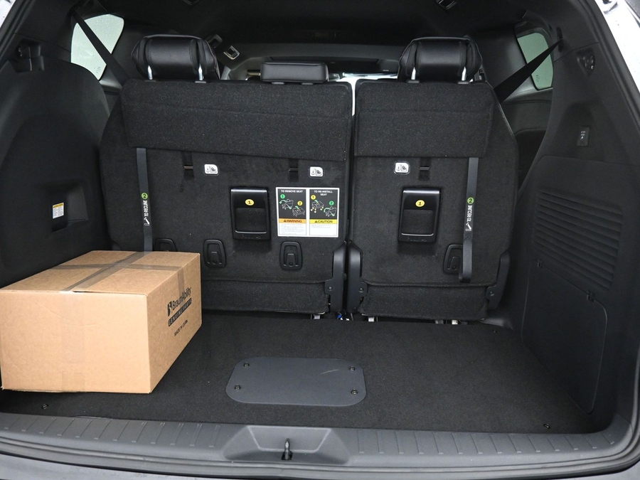 New 2025 Toyota Sienna Hybrid XSE Sport - BraunAbility Side Entry Entry Fold Out Automatic Ramp