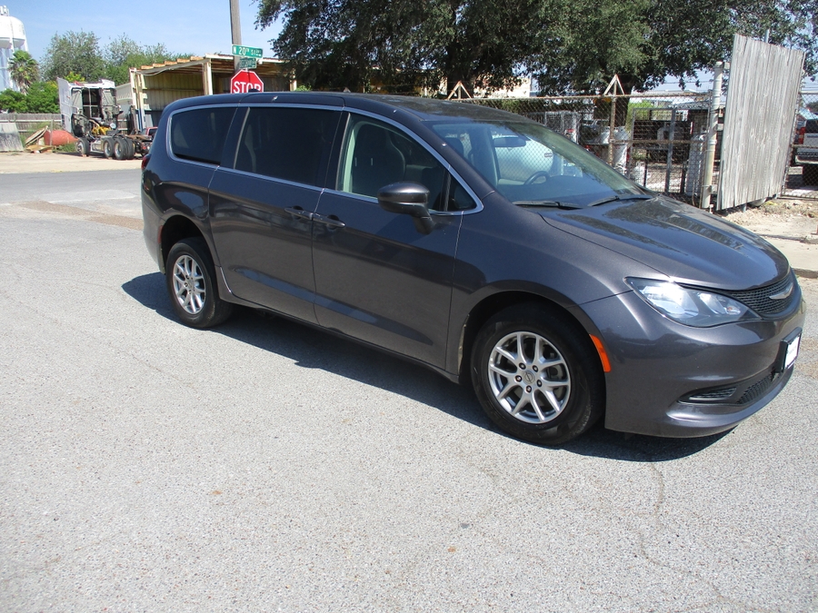 Used 2022 Chrysler Voyager LX - ATS Rear Entry Fold Out Manual Ramp