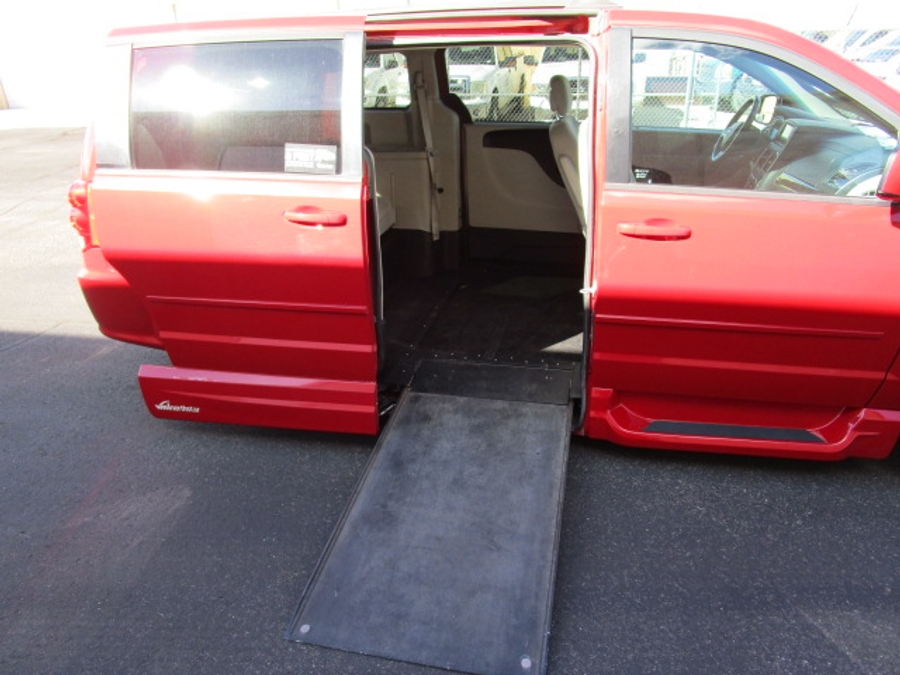 Used 2016 Dodge Grand Caravan SXT - VMI Side Entry Entry In Floor Automatic Ramp