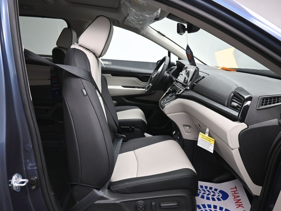 New 2026 Honda Odyssey Elite - BraunAbility Side Entry Entry In Floor Automatic Ramp