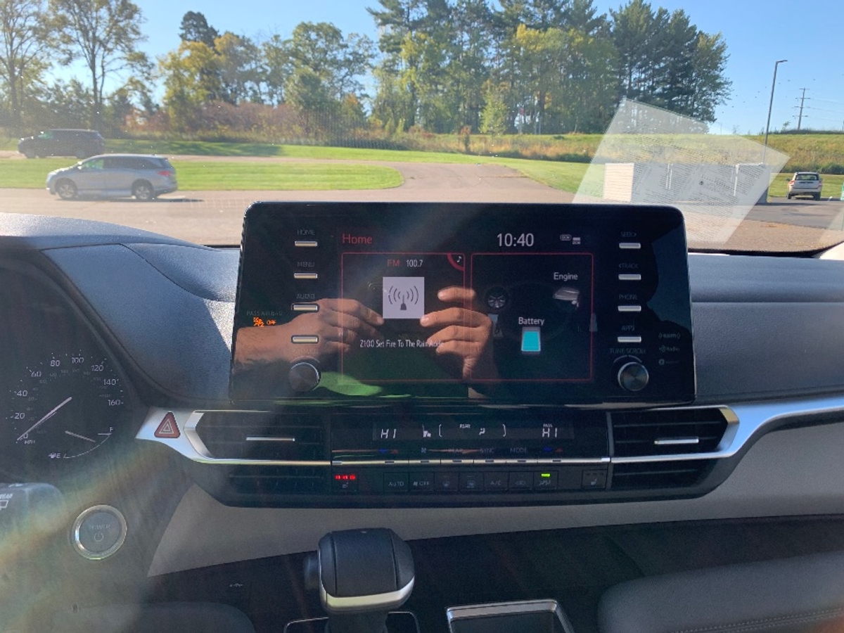 2024 TOYOTA SIENNA - Image 22