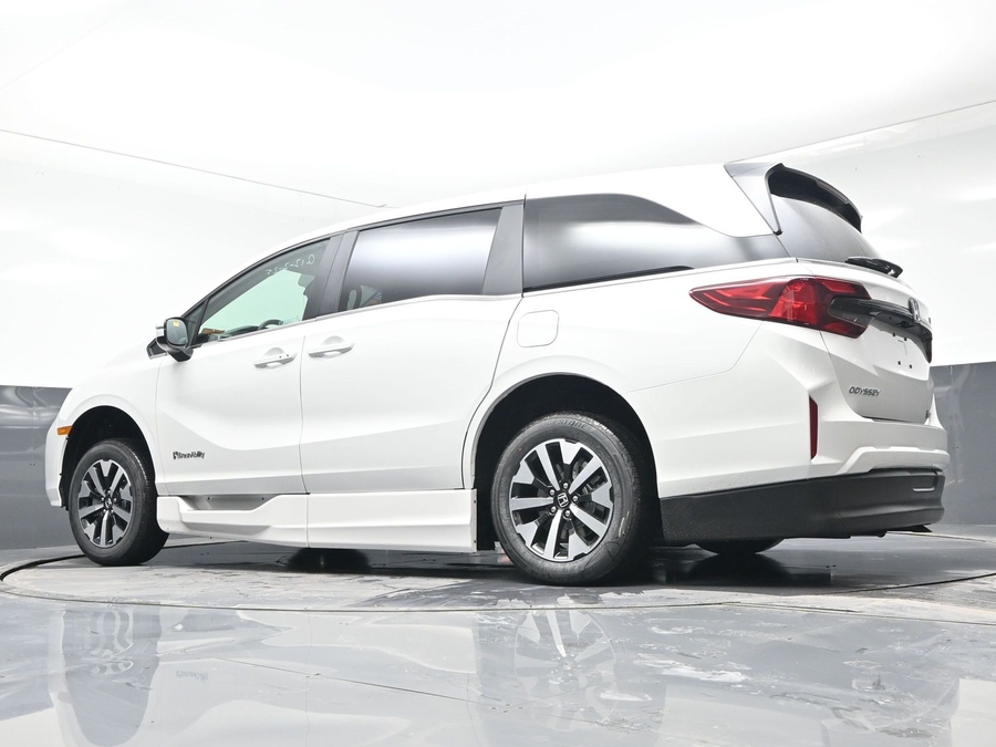 New 2026 Honda Odyssey EX-L - BraunAbility Side Entry Entry In Floor Automatic Ramp