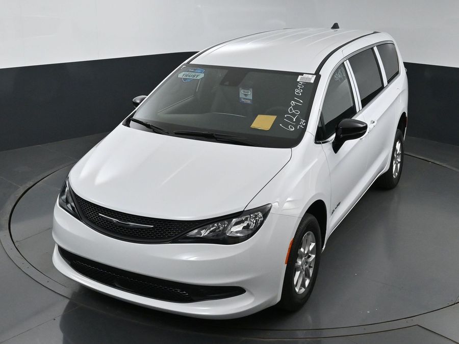 New 2025 Chrysler Voyager LX - BraunAbility Rear Entry Entry Fold Out Manual Ramp