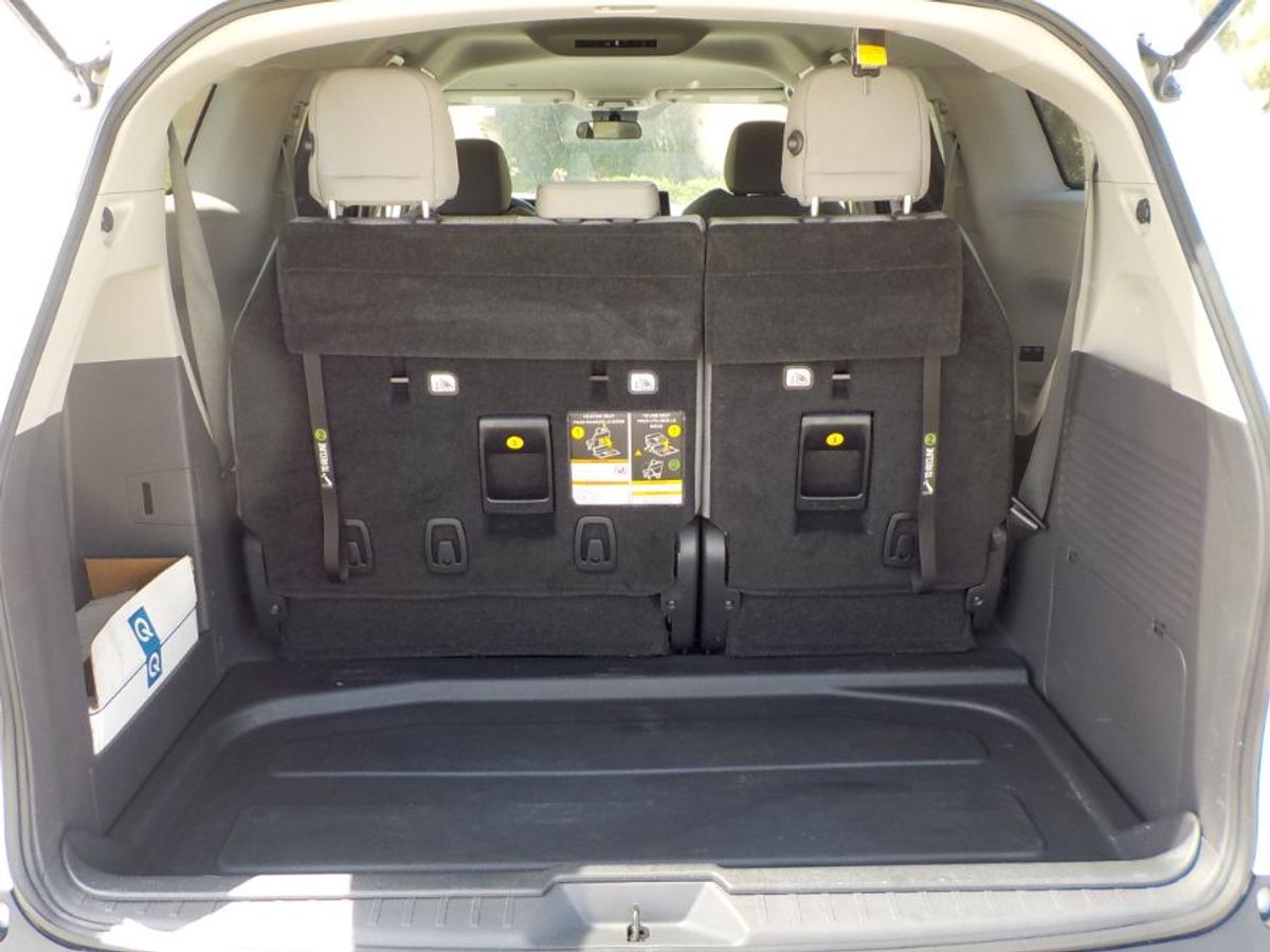 2022 TOYOTA SIENNA - Image 19