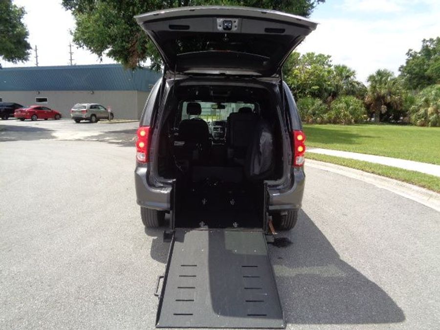 Used 2019 Dodge Grand Caravan GT - Ryno Rear Entry Entry Fold Out Manual Ramp
