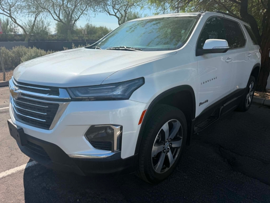 Used 2022 Chevrolet Traverse 3LT - BraunAbility Side Entry In Floor Automatic Ramp