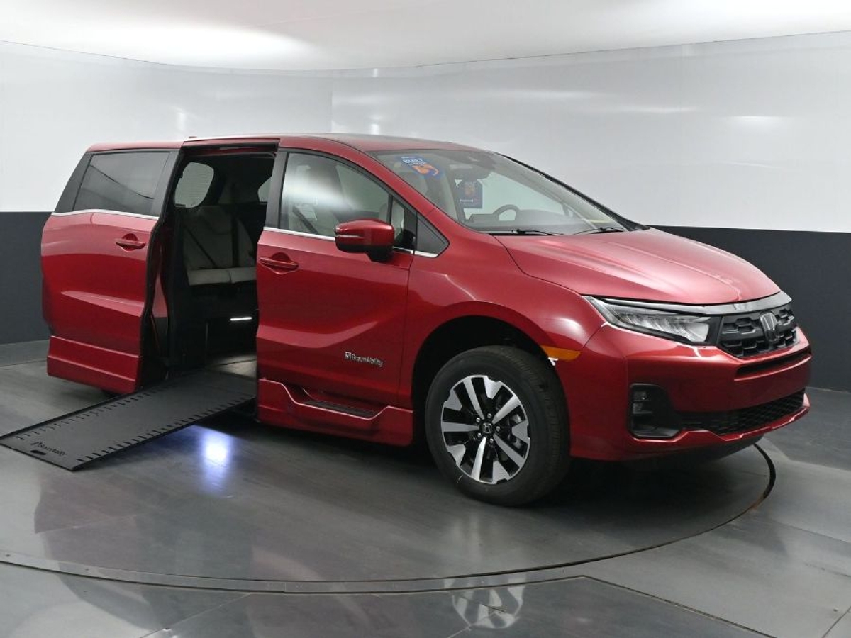 2025 Honda Odyssey EX-L's photo