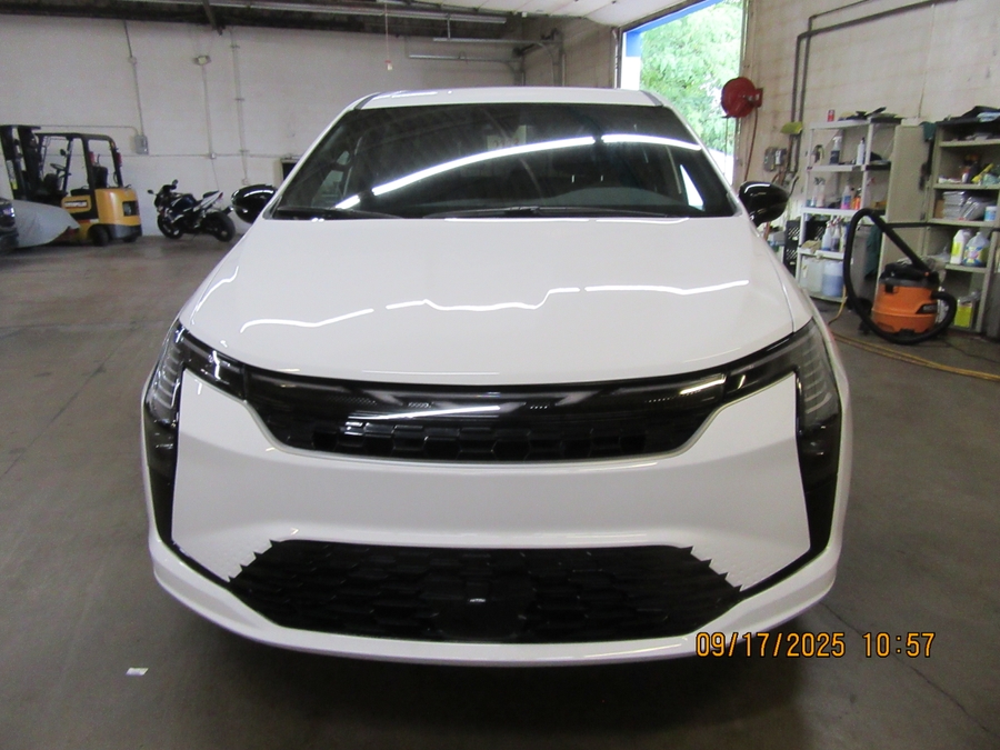 2027 Chrysler Pacifica Select - Photo 2